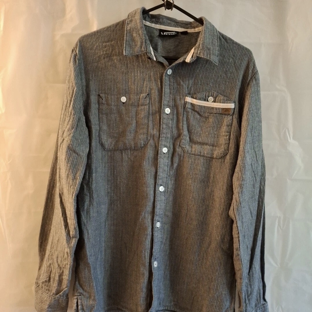 Men's Gray Striped Shirt